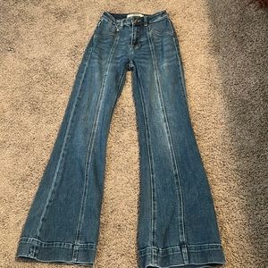 Rock and Roll Cowgirl jeans size (24x32)